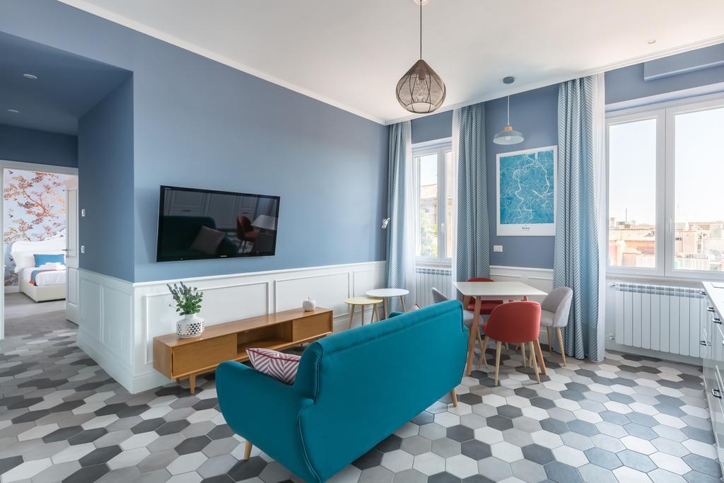 Lata Luxury Penthouse Apartment